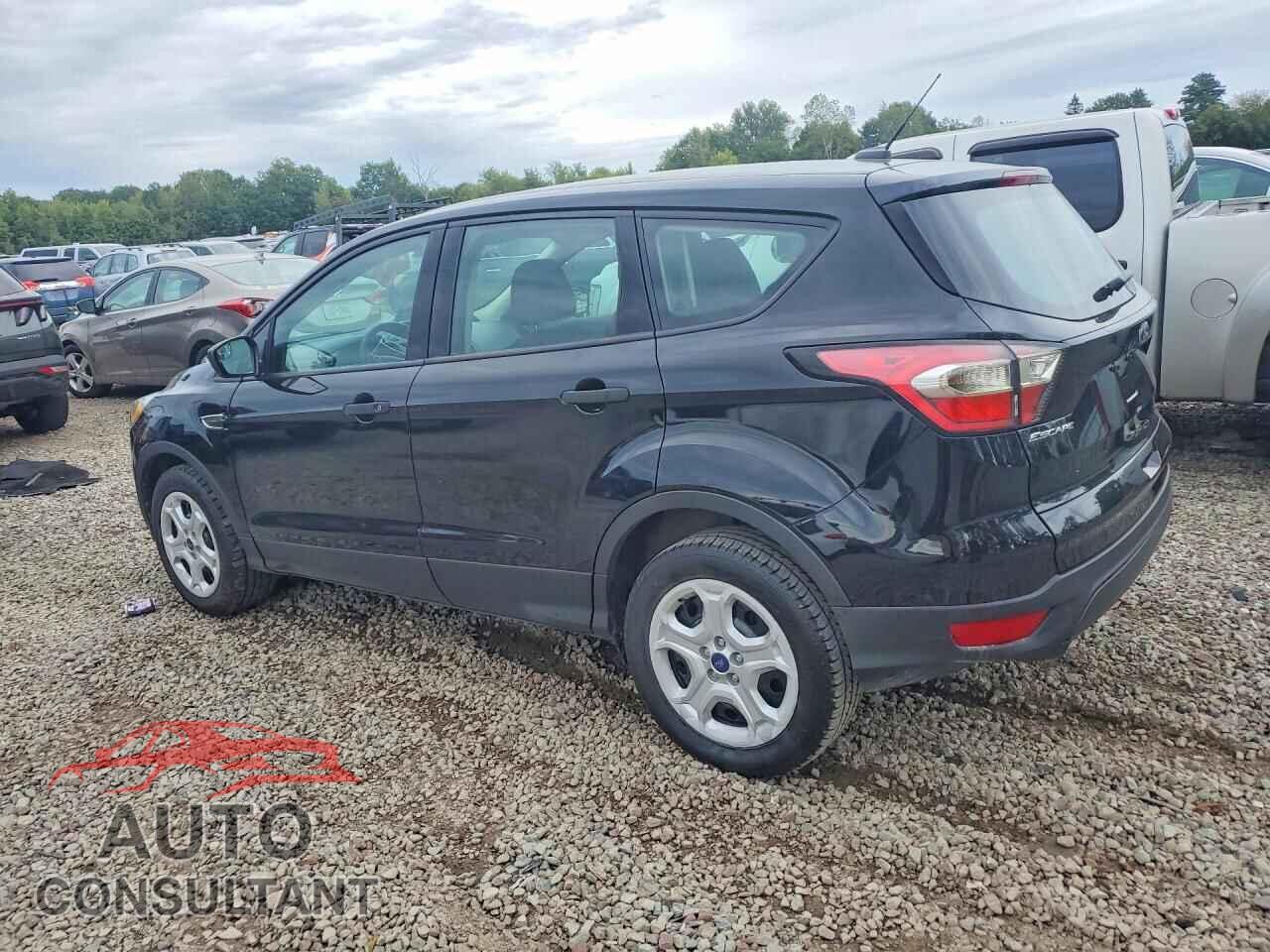 FORD ESCAPE 2017 - 1FMCU0F79HUE28610