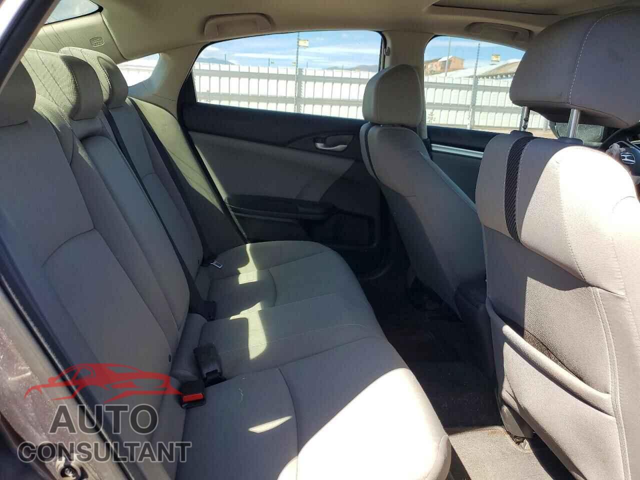 HONDA CIVIC 2017 - 19XFC2F71HE068554
