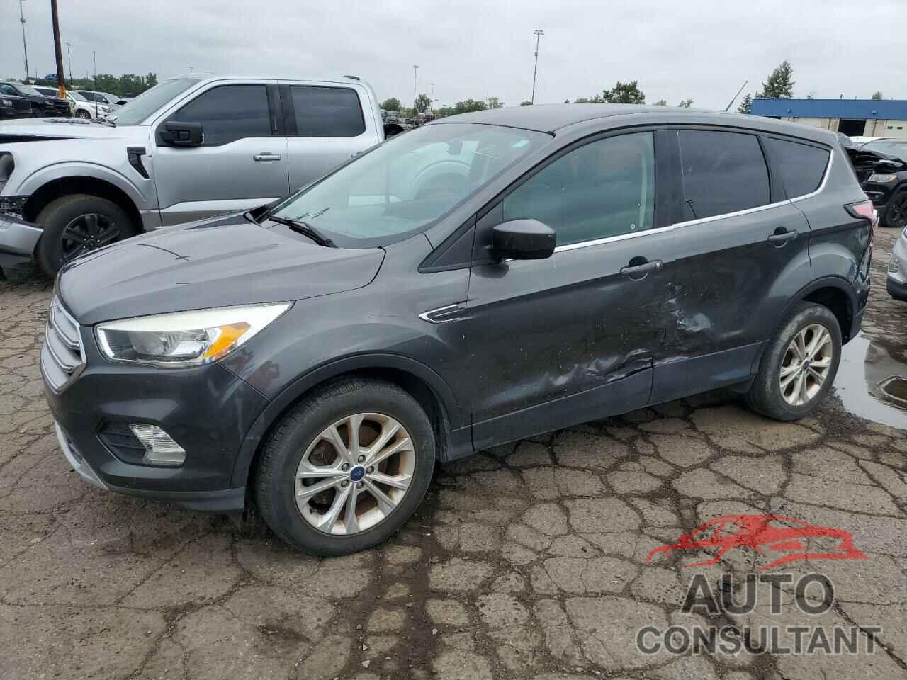 FORD ESCAPE 2017 - 1FMCU9GD2HUD97239