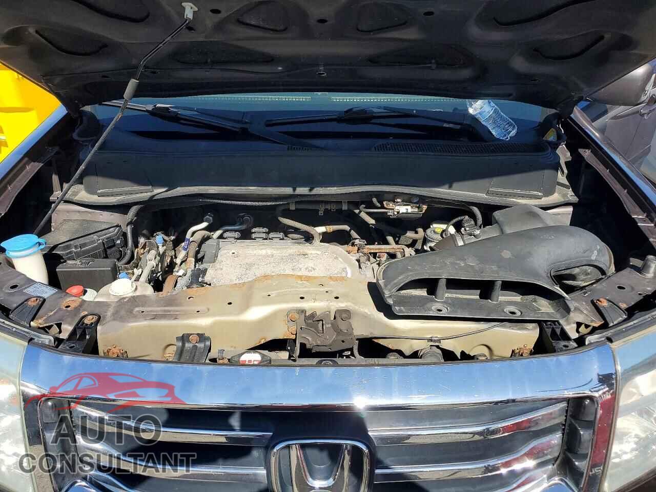 HONDA PILOT 2013 - 5FNYF4H66DB032167