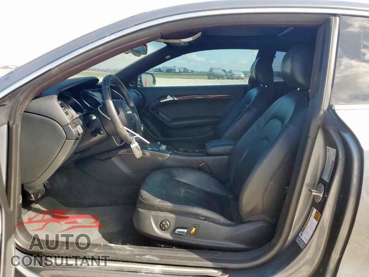AUDI A5 2013 - WAULFAFR3DA003513