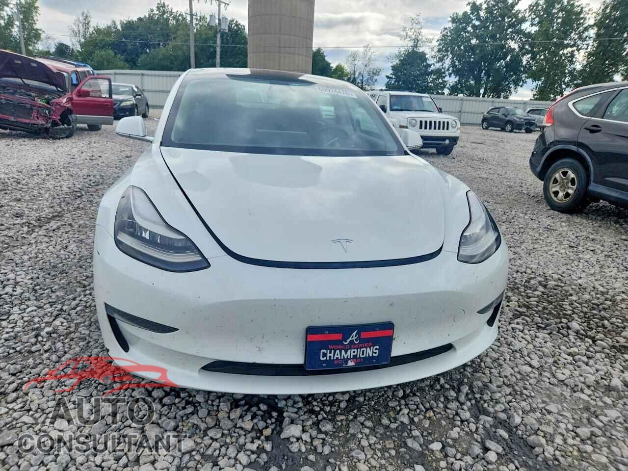 TESLA MODEL 3 2020 - 5YJ3E1EC4LF587025