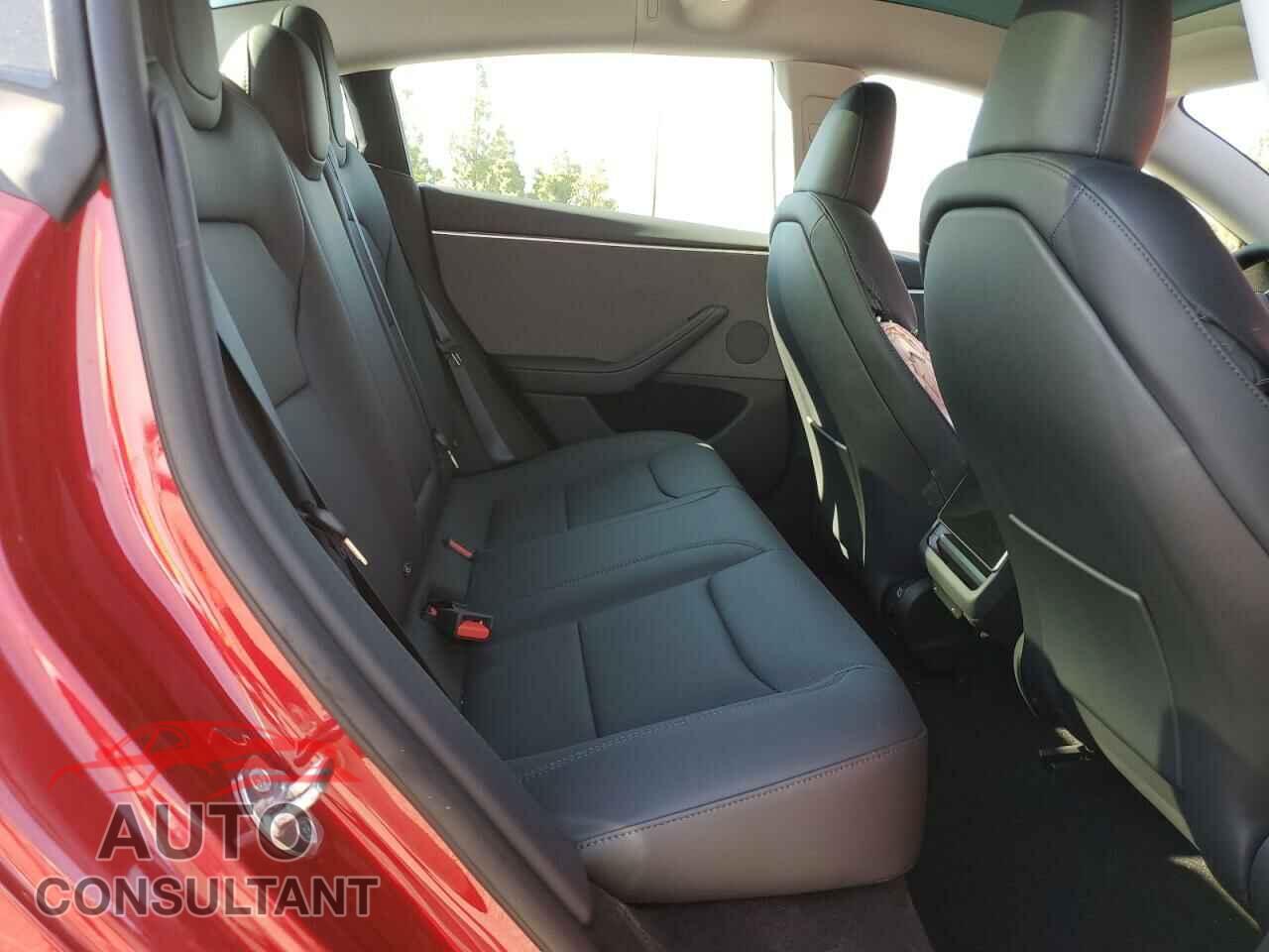TESLA MODEL 3 2024 - 5YJ3E1EA8RF843626