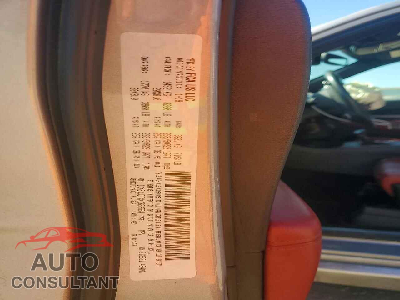 DODGE DURANGO 2019 - 1C4SDJCTXKC652554