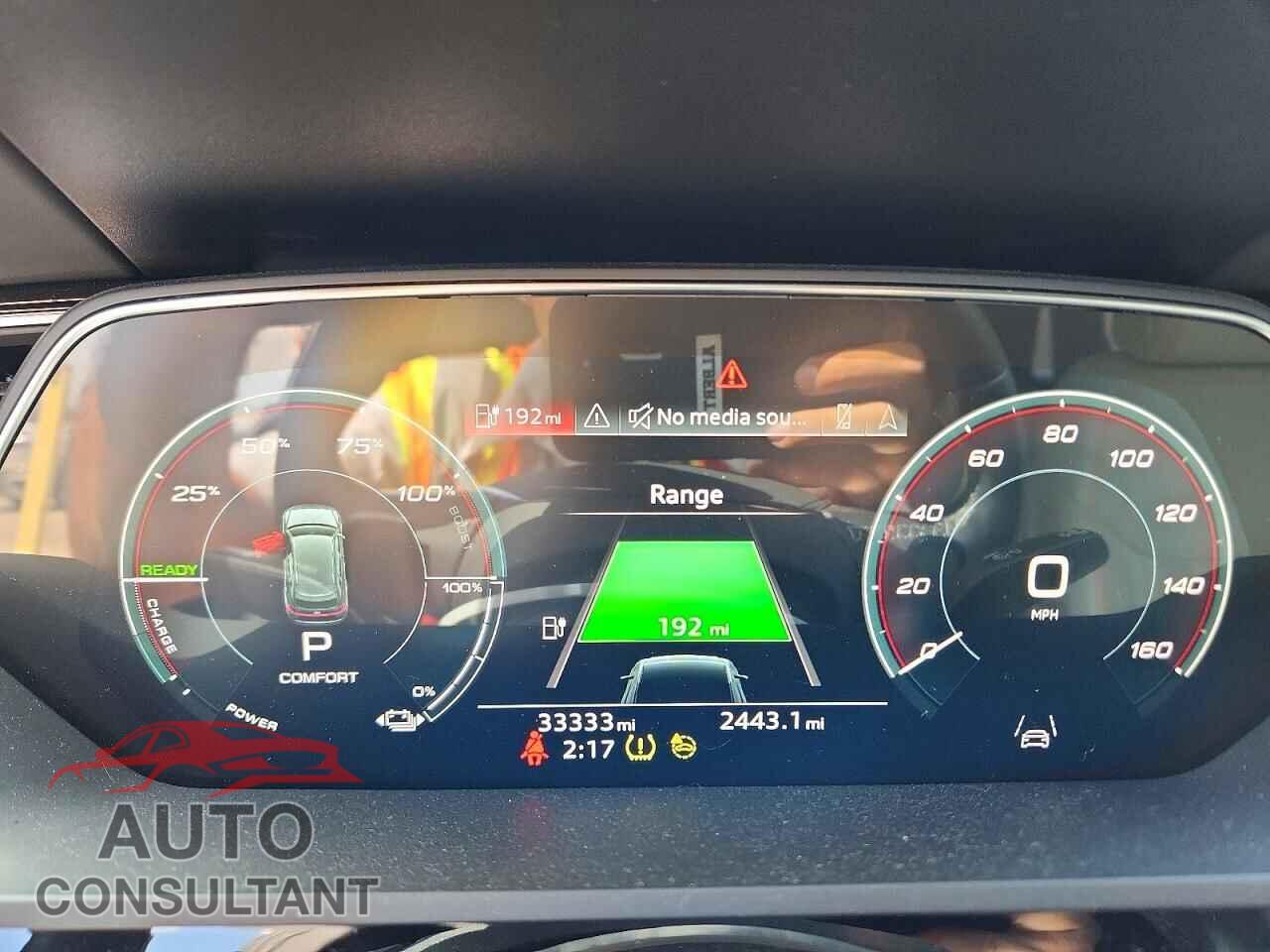 AUDI E-TRON 2023 - WA1VABGE9PB024757