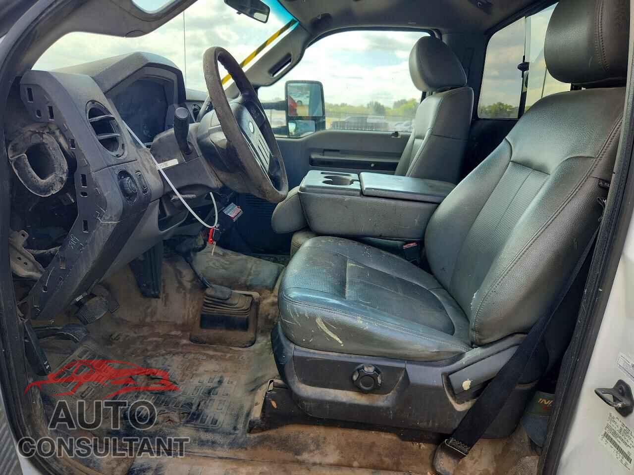 FORD F250 2012 - 1FTBF2B68CEC32406