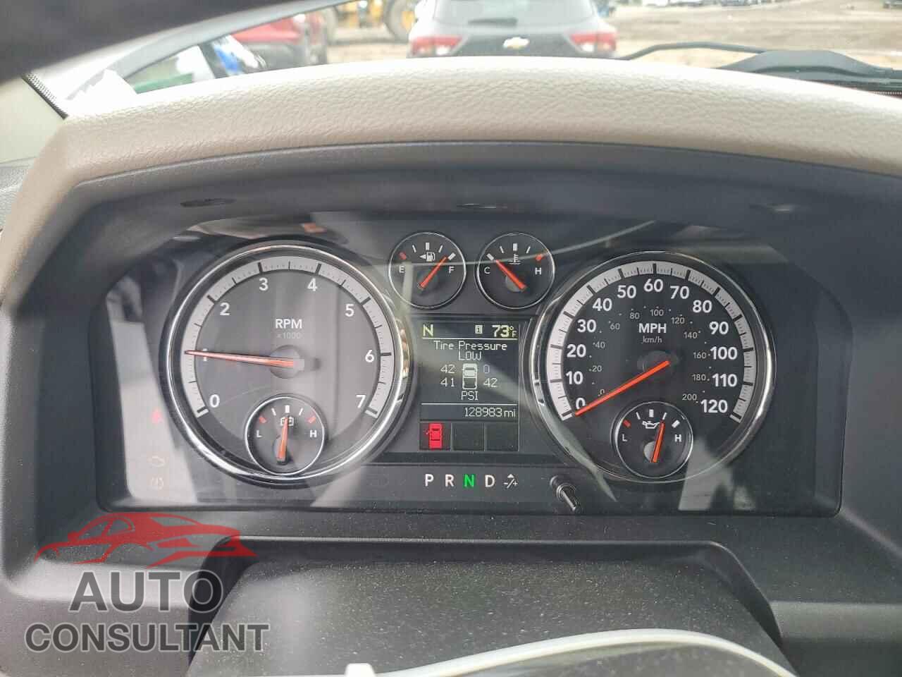 DODGE RAM 1500 2012 - 1C6RD7LT0CS153861