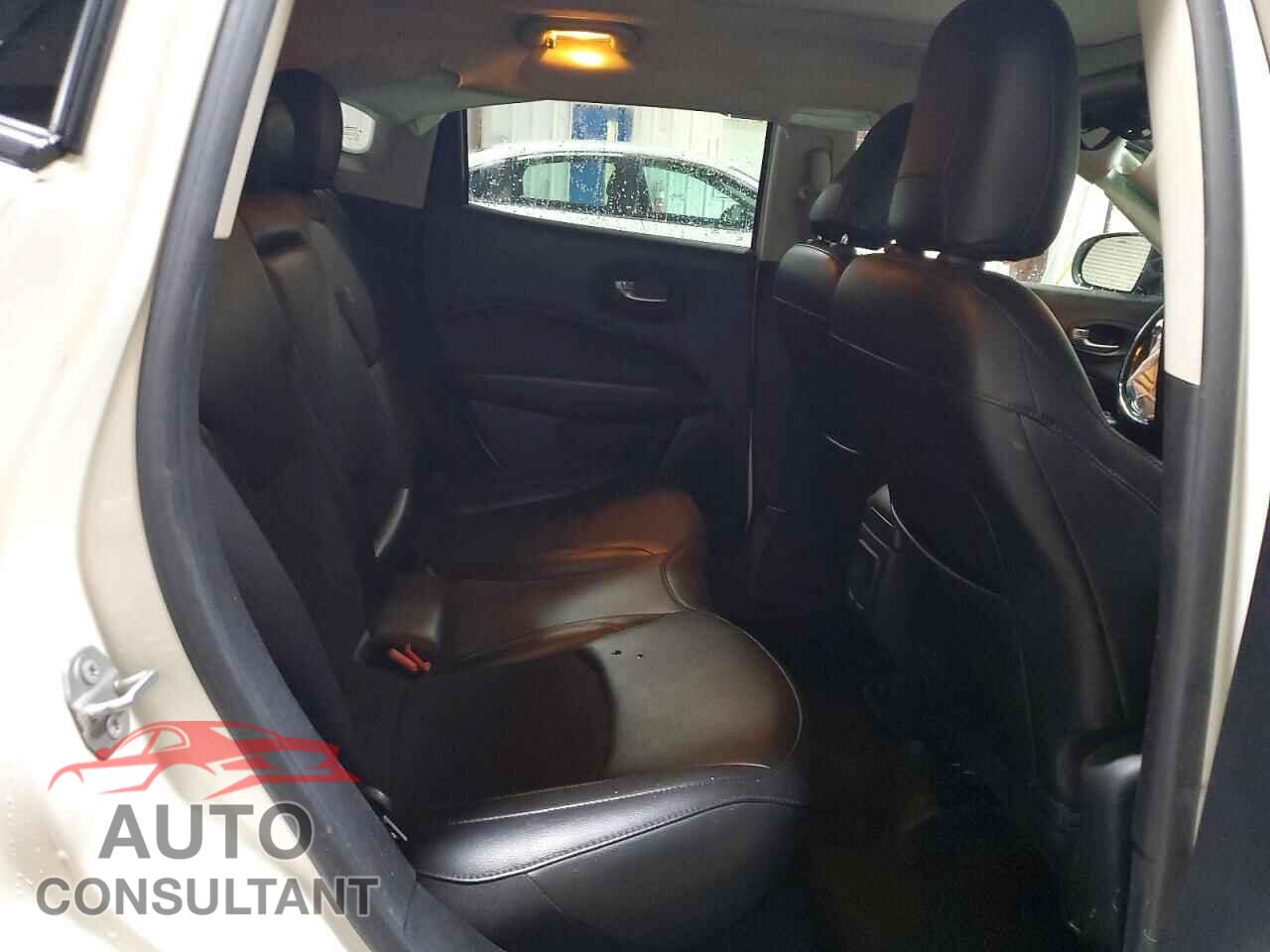 JEEP COMPASS 2020 - 3C4NJDBB6LT223045