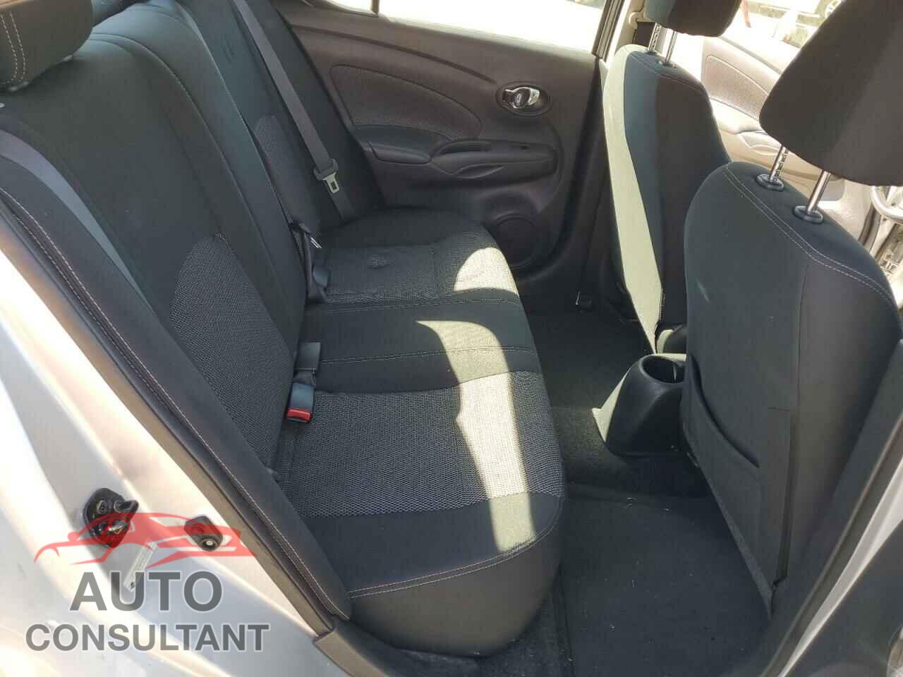 NISSAN VERSA 2017 - 3N1CN7AP3HL851648