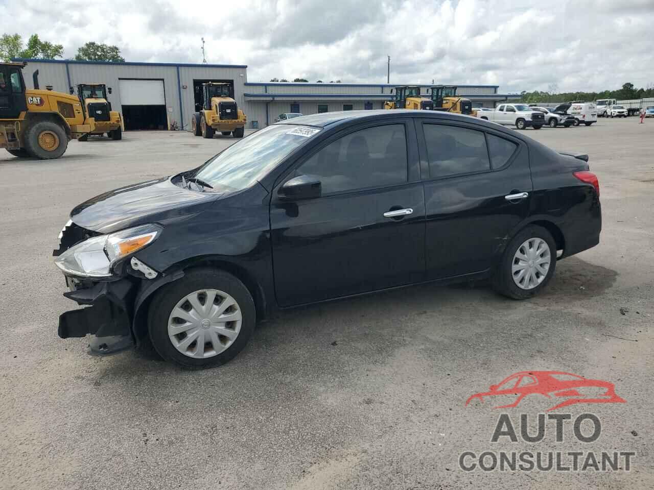 NISSAN VERSA 2019 - 3N1CN7AP0KL826326