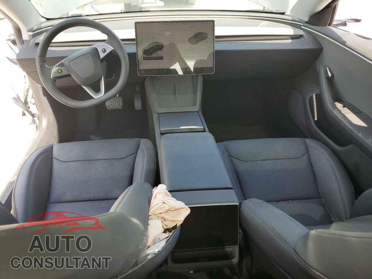 TESLA MODEL 3 2025 - 5YJ3E1EA1SF934906
