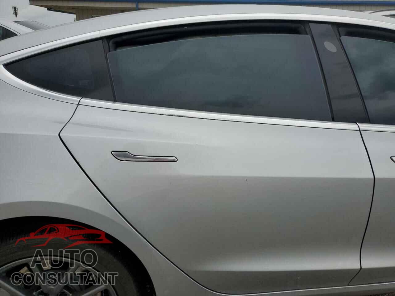 TESLA MODEL 3 2018 - 5YJ3E1EA5JF095289