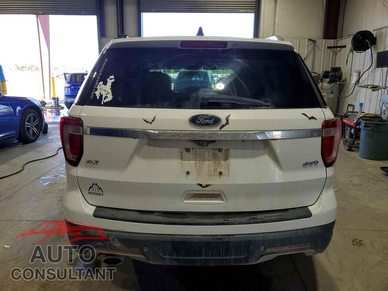 FORD EXPLORER 2018 - 1FM5K8D80JGB47891