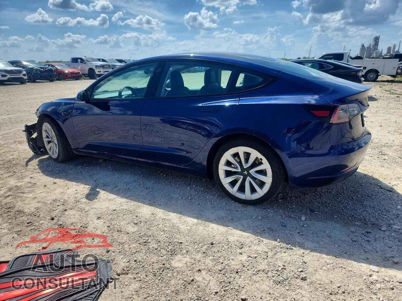 TESLA MODEL 3 2022 - 5YJ3E1EA5NF371931
