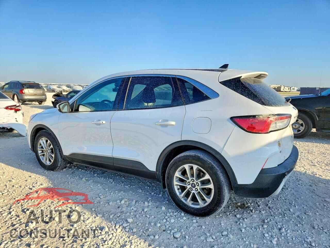 FORD ESCAPE 2020 - 1FMCU0G64LUA32096
