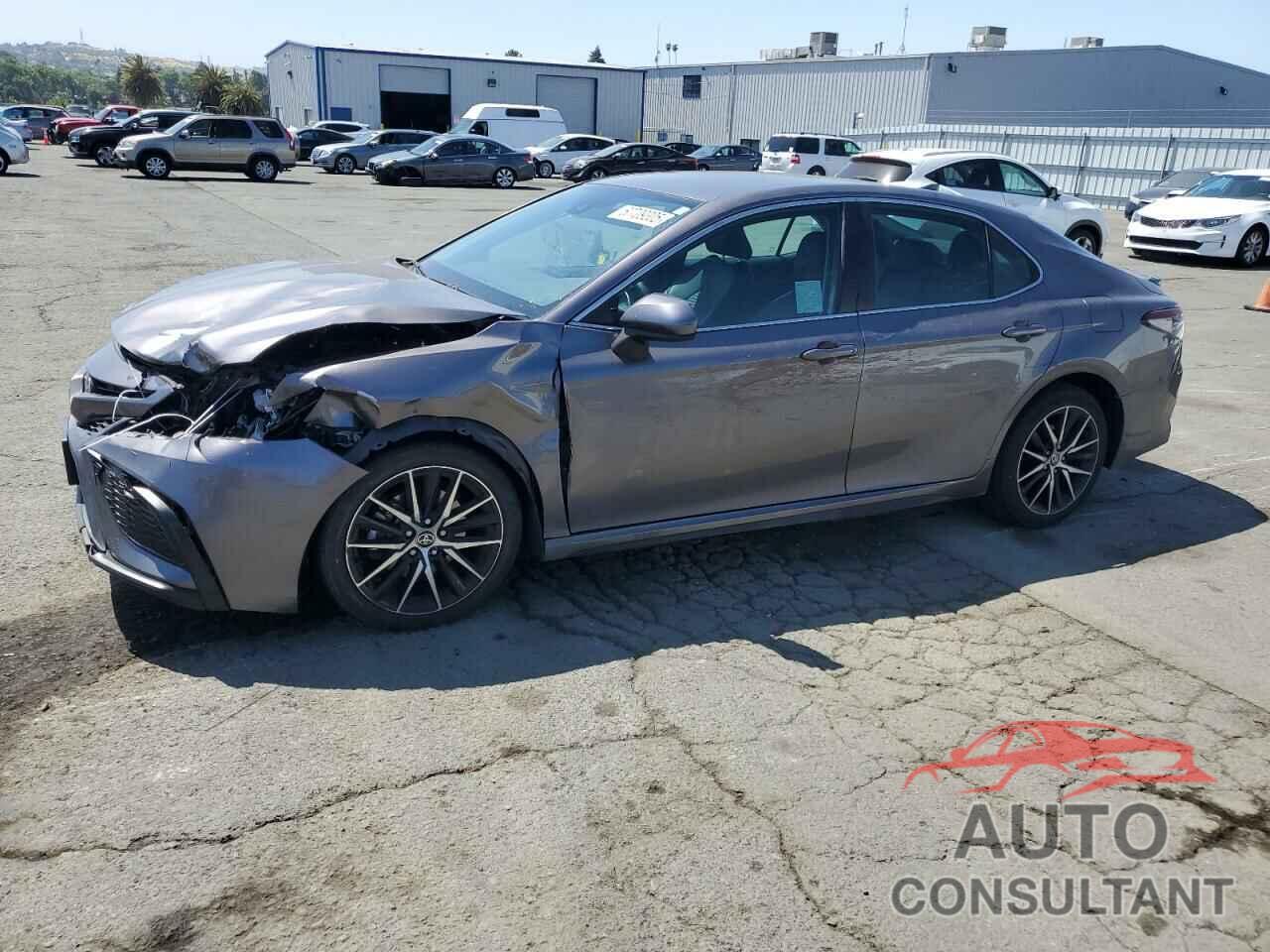 TOYOTA CAMRY 2021 - 4T1G11AK2MU600899