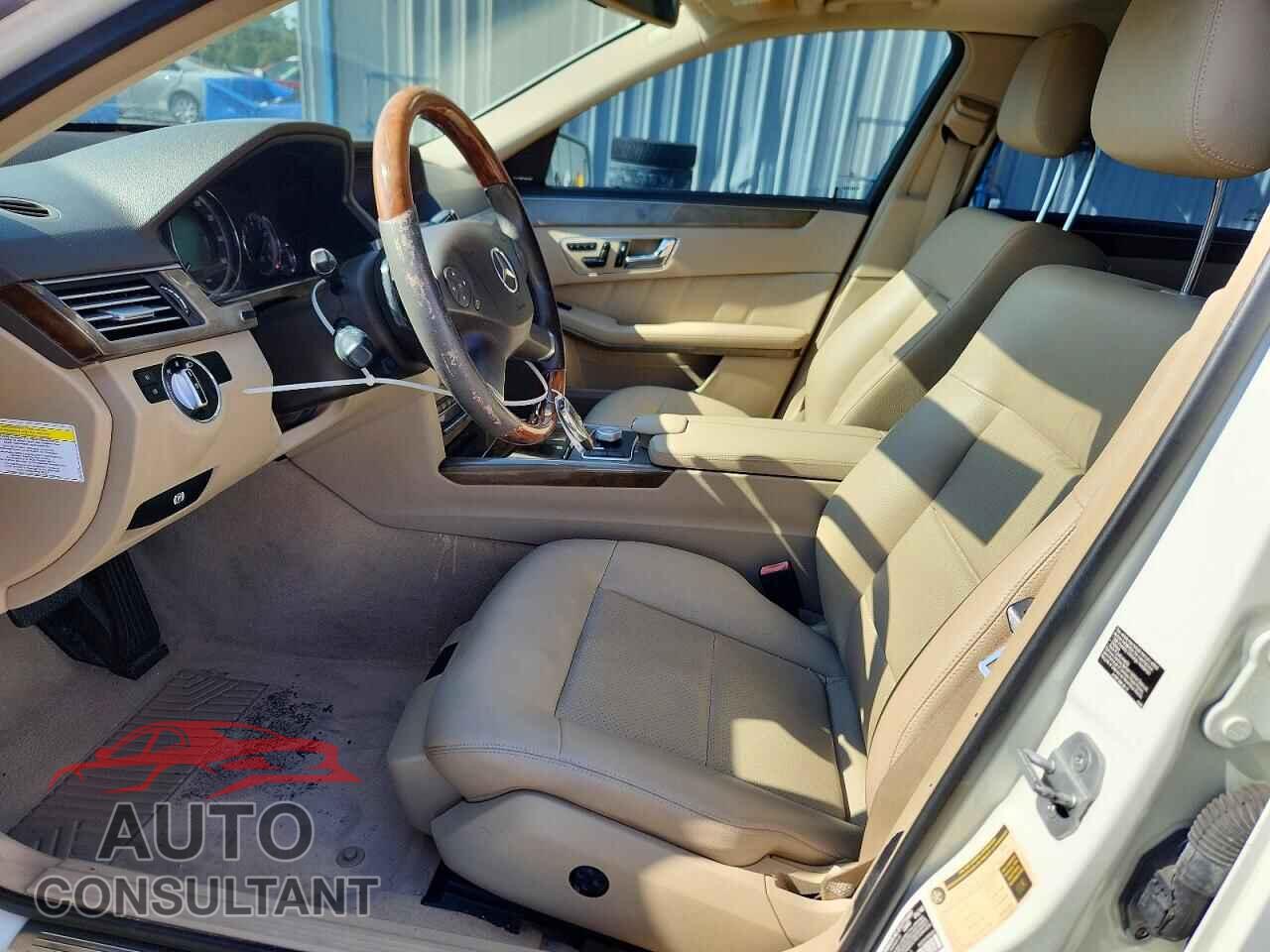MERCEDES-BENZ E-CLASS 2010 - WDDHF5GB7AA173084