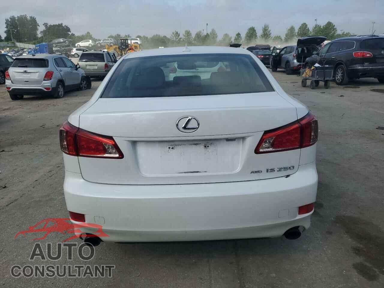 LEXUS IS 2012 - JTHCF5C26C5054737