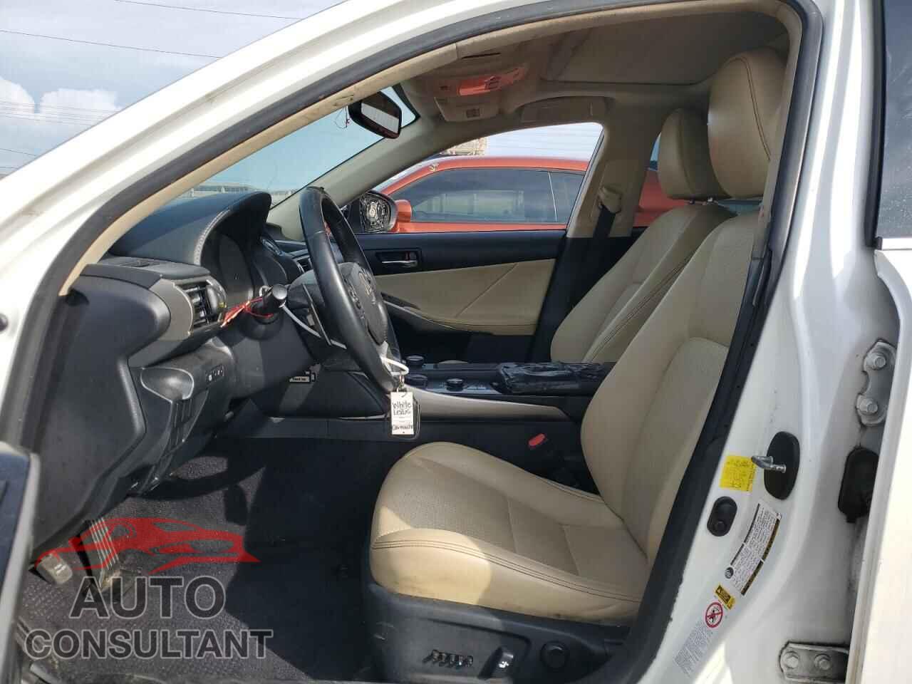 LEXUS IS 2014 - JTHBF1D24E5042320