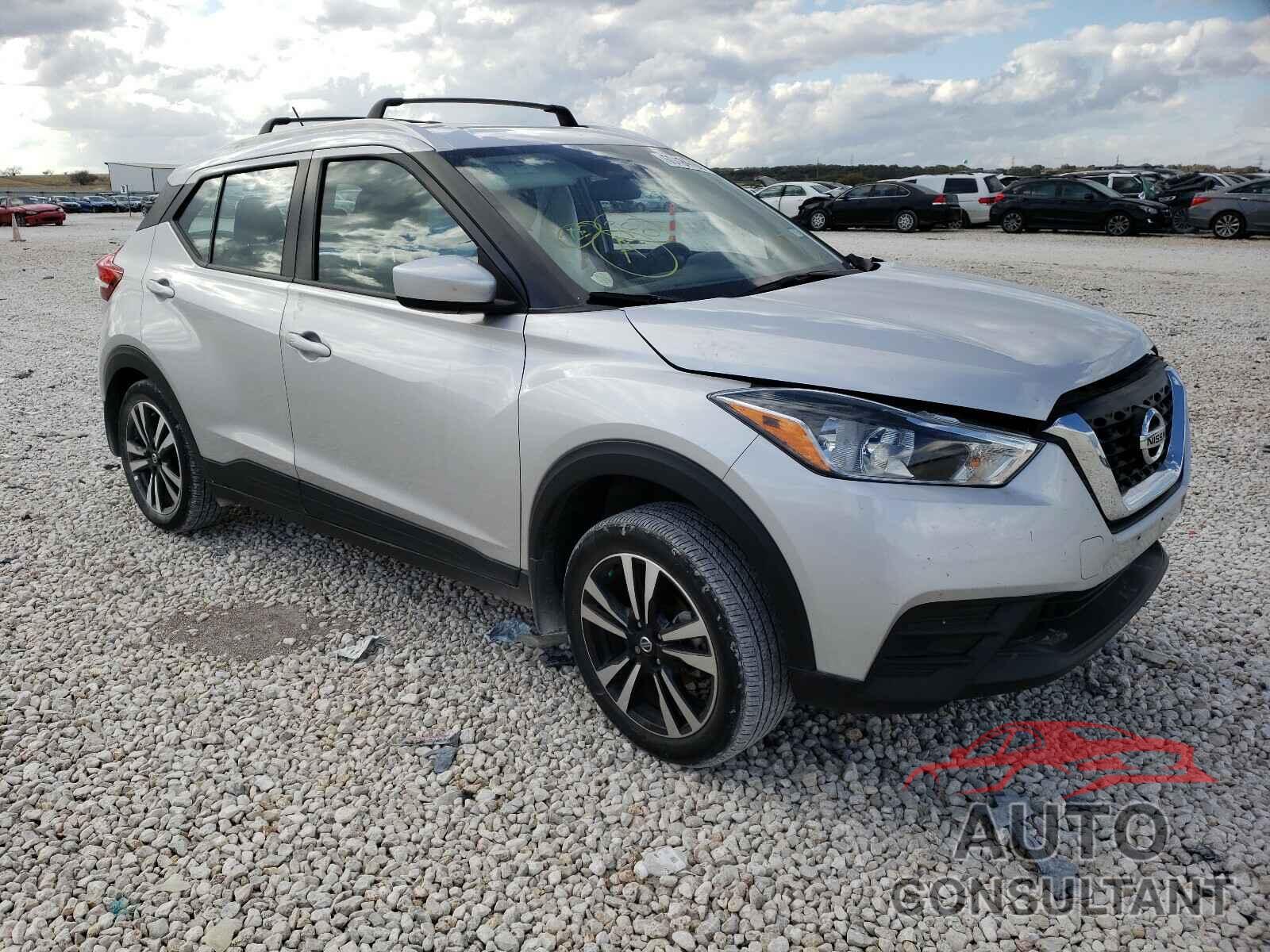 NISSAN KICKS 2018 - 3N1CP5CU9JL522699