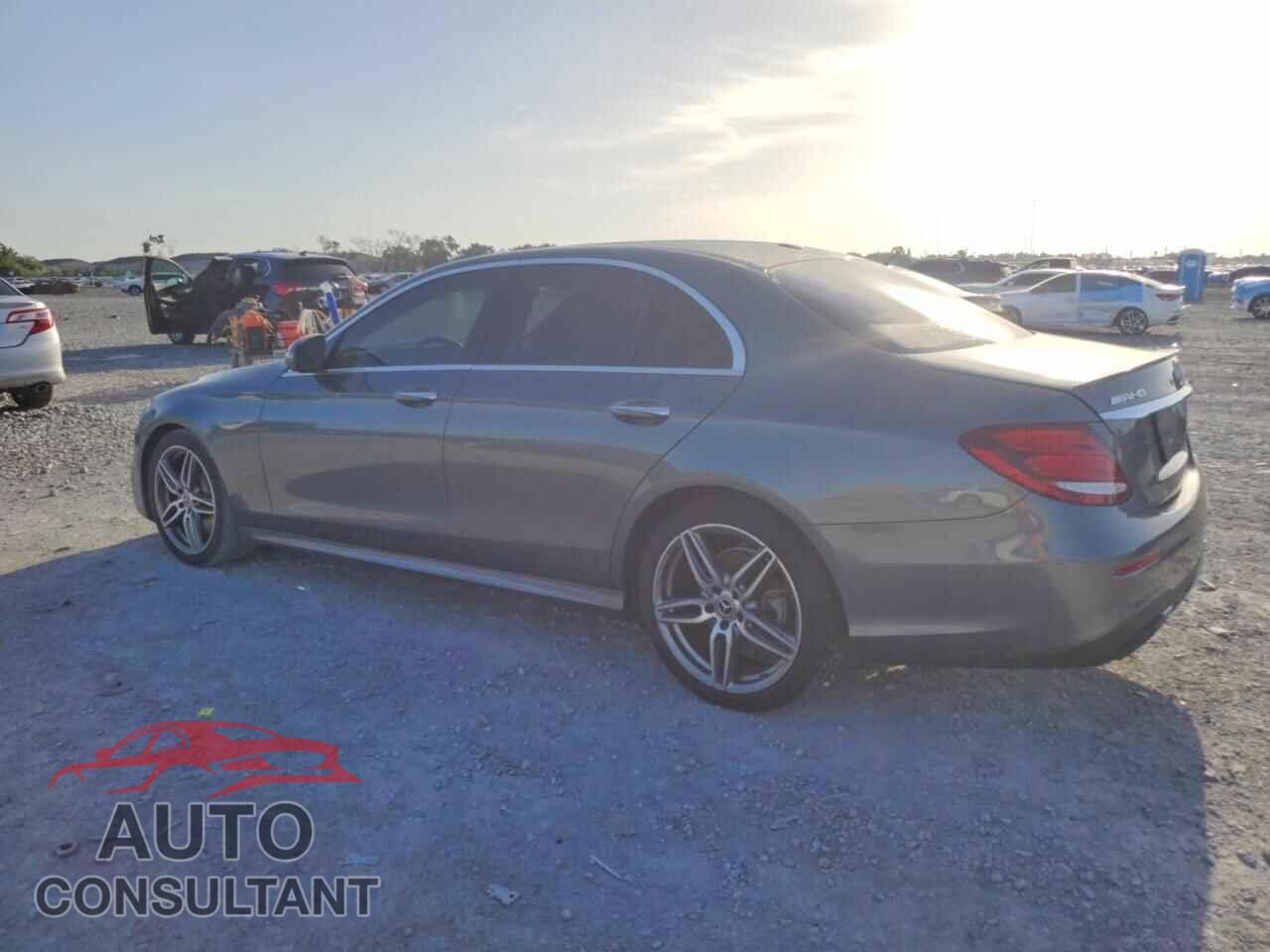 MERCEDES-BENZ E-CLASS 2019 - WDDZF4JB4KA689072