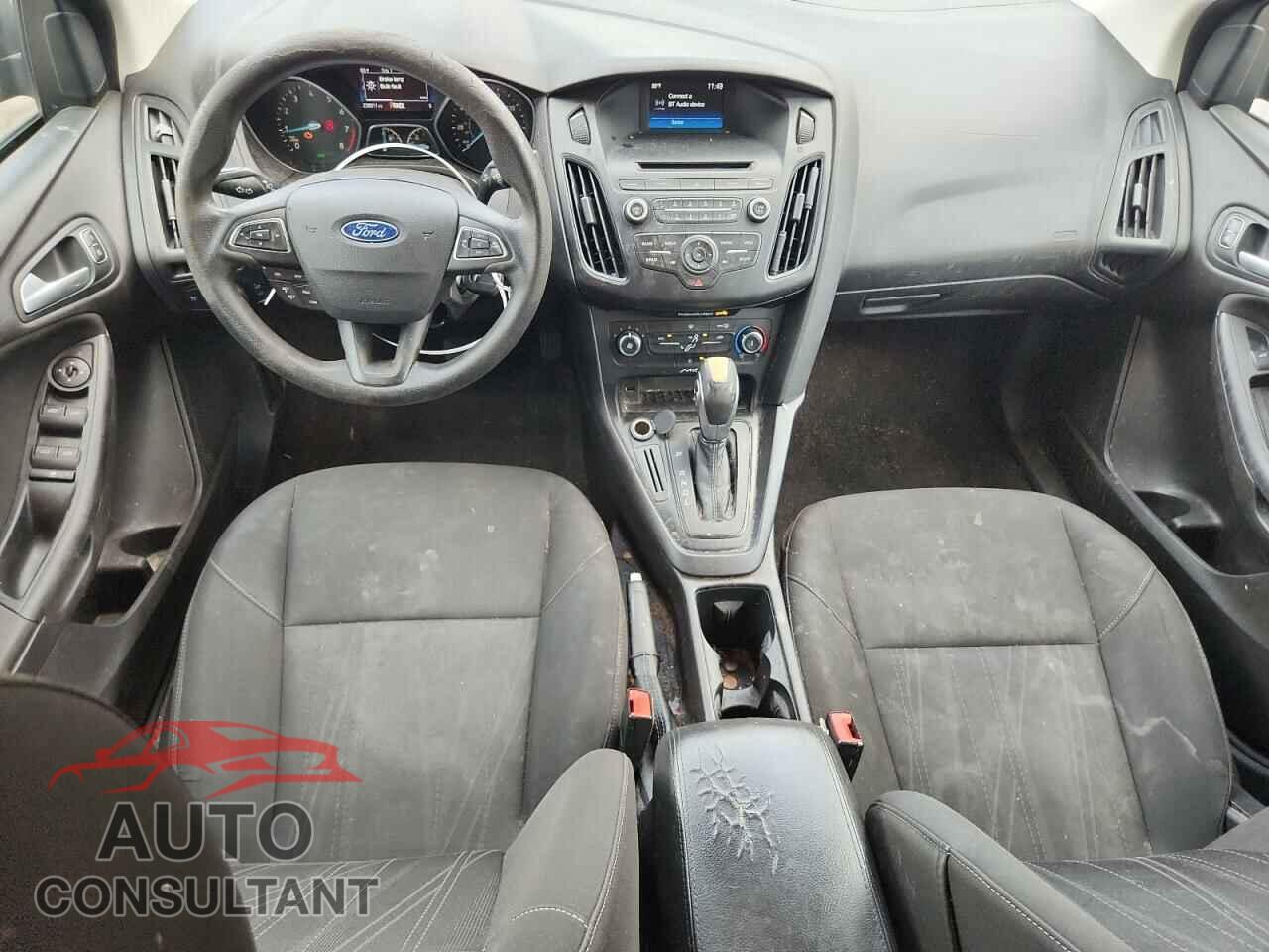 FORD FOCUS 2015 - 1FADP3F26FL365366