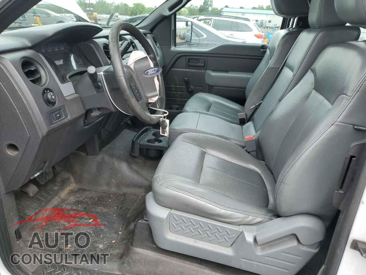 FORD F-150 2013 - 1FTVX1CF1DKD40372