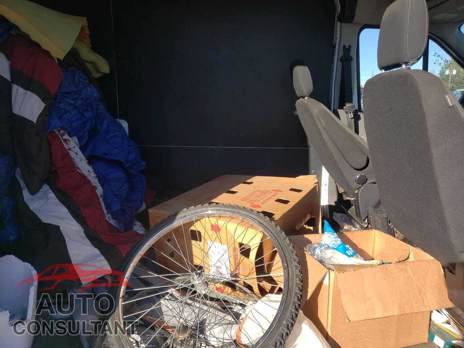 FORD TRANSIT CO 2020 - 1FTBR2C82LKA09352
