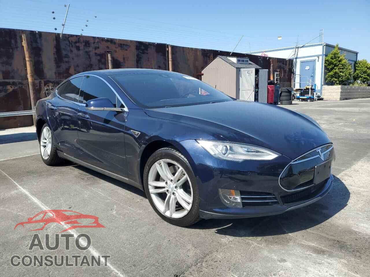 TESLA MODEL S 2015 - 5YJSA1S17FF081414