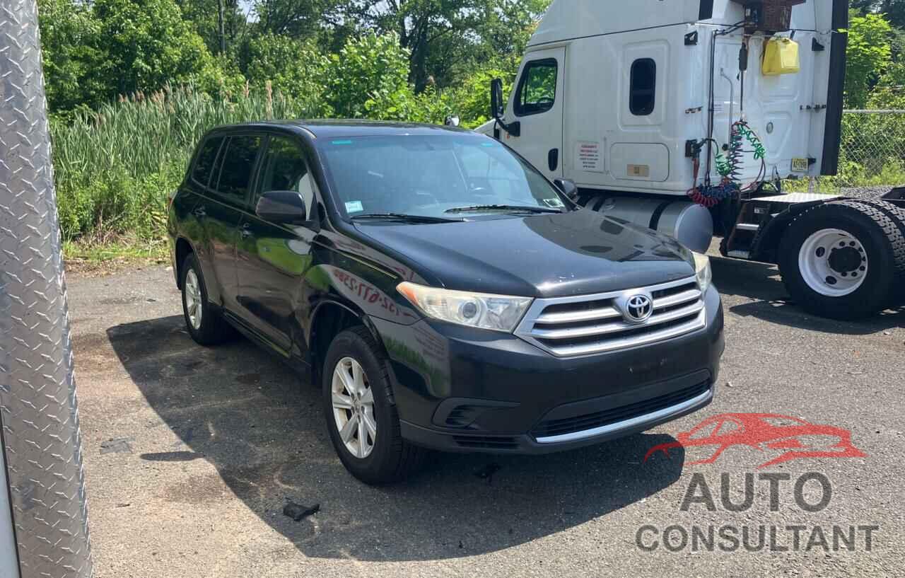 TOYOTA HIGHLANDER 2013 - 5TDBK3EH0DS228022
