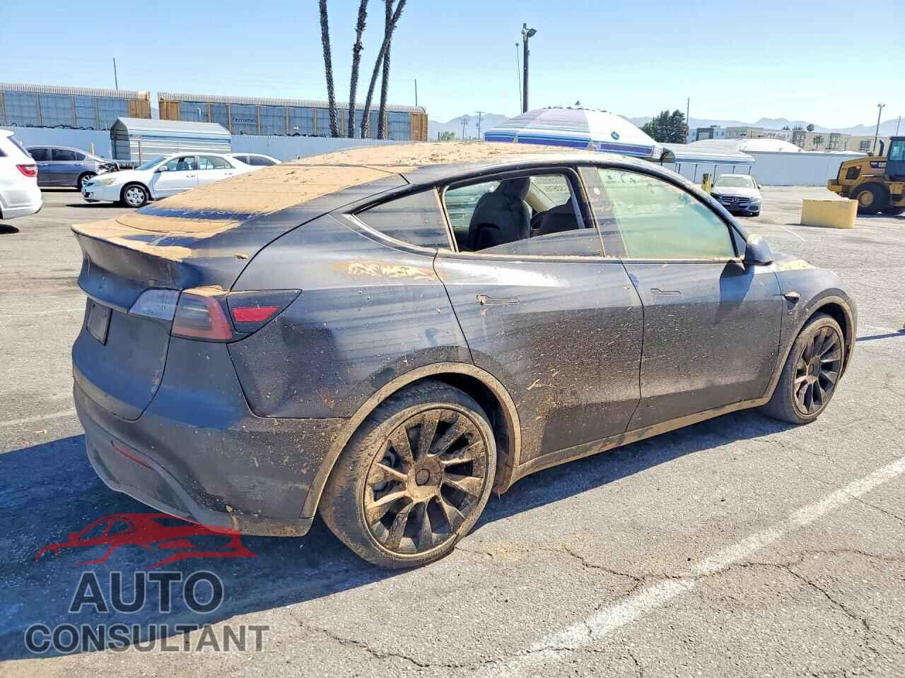TESLA MODEL Y 2024 - 7SAYGDEDXRF044607
