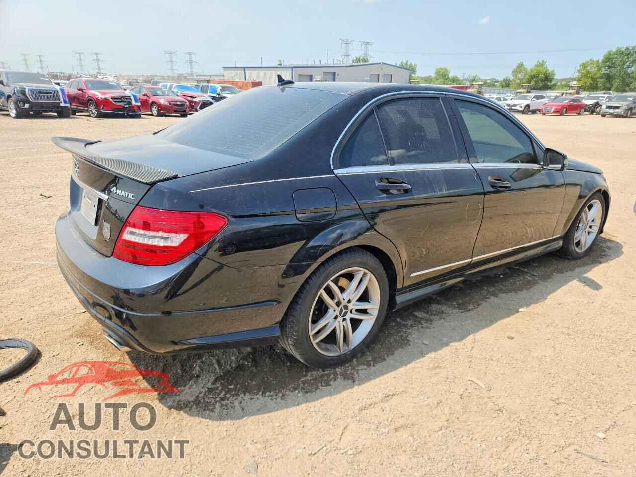 MERCEDES-BENZ C-CLASS 2012 - WDDGF8BB3CR195978