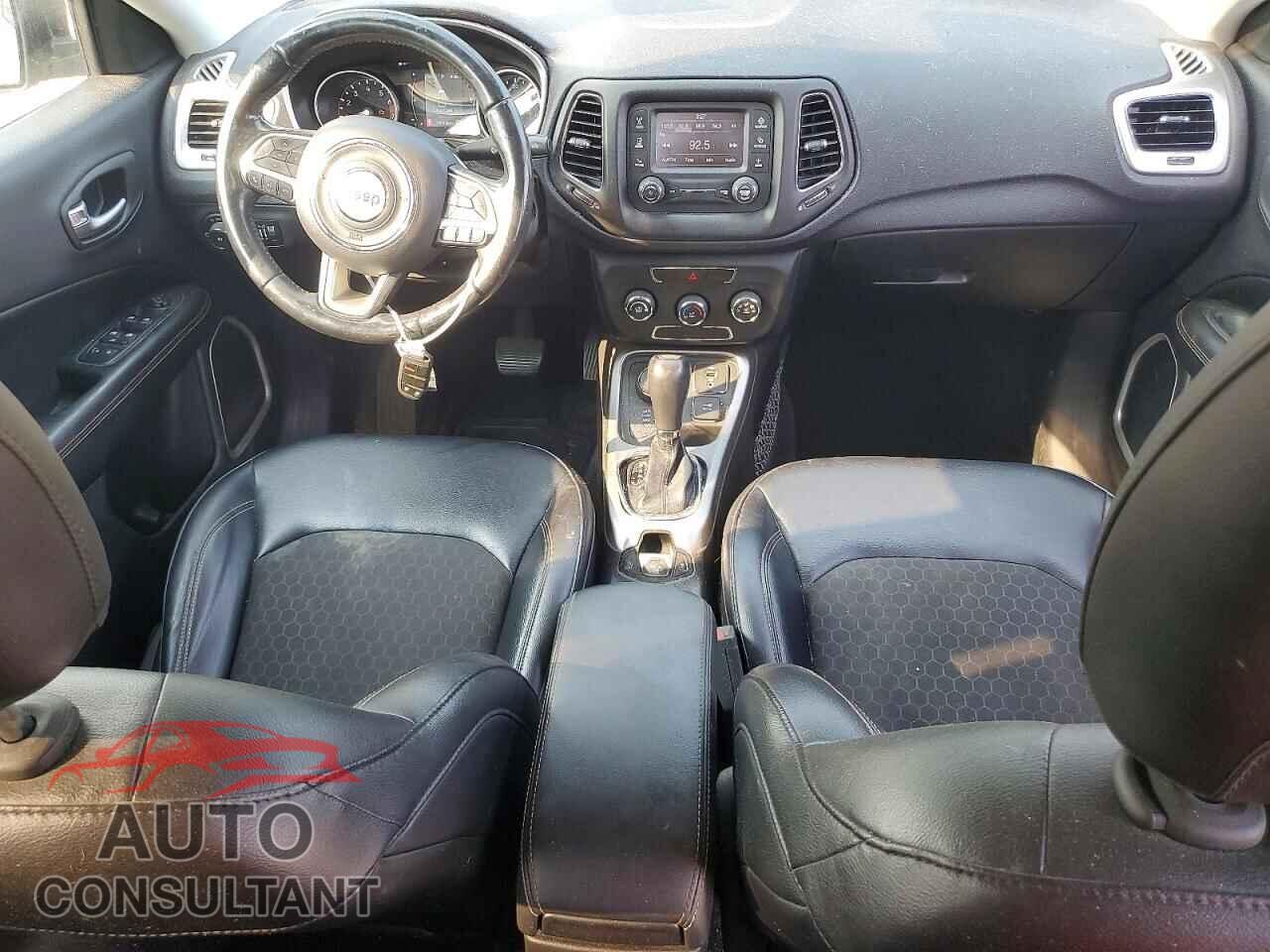 JEEP COMPASS 2017 - 3C4NJDBB0HT674592