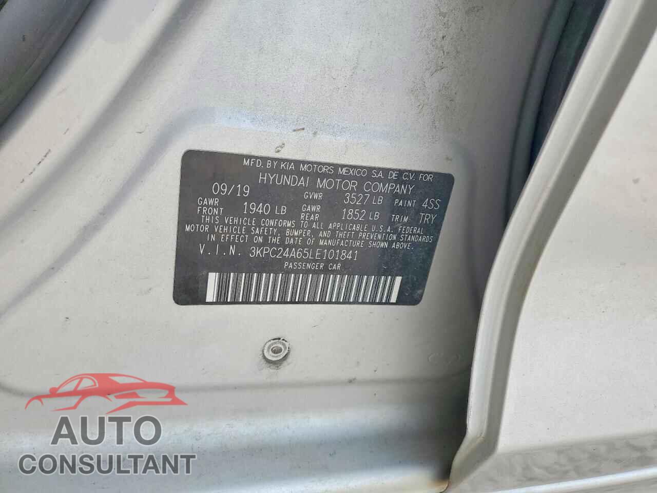 HYUNDAI ACCENT 2020 - 3KPC24A65LE101841