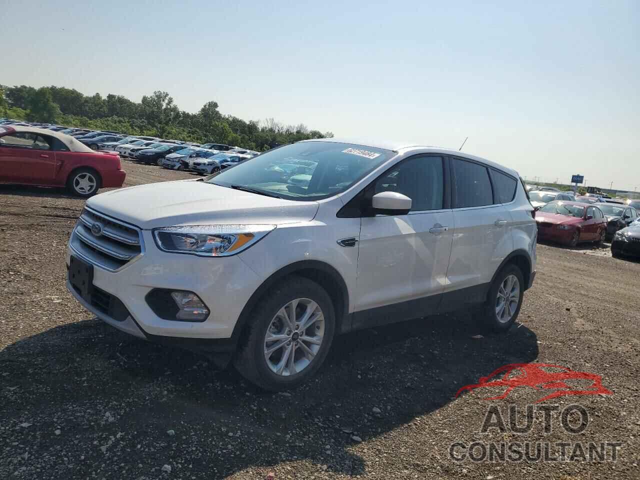 FORD ESCAPE 2019 - 1FMCU9GD1KUB78456