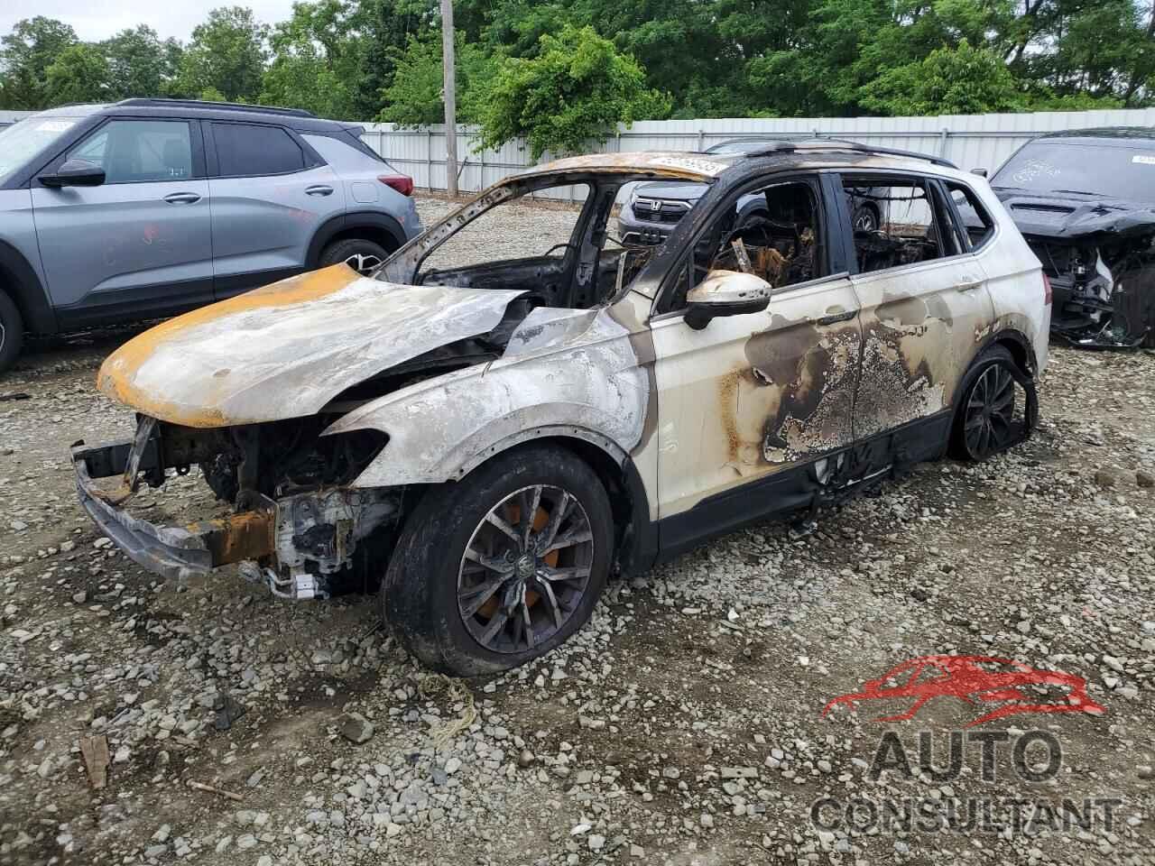 VOLKSWAGEN TIGUAN 2019 - 3VV2B7AX1KM100813