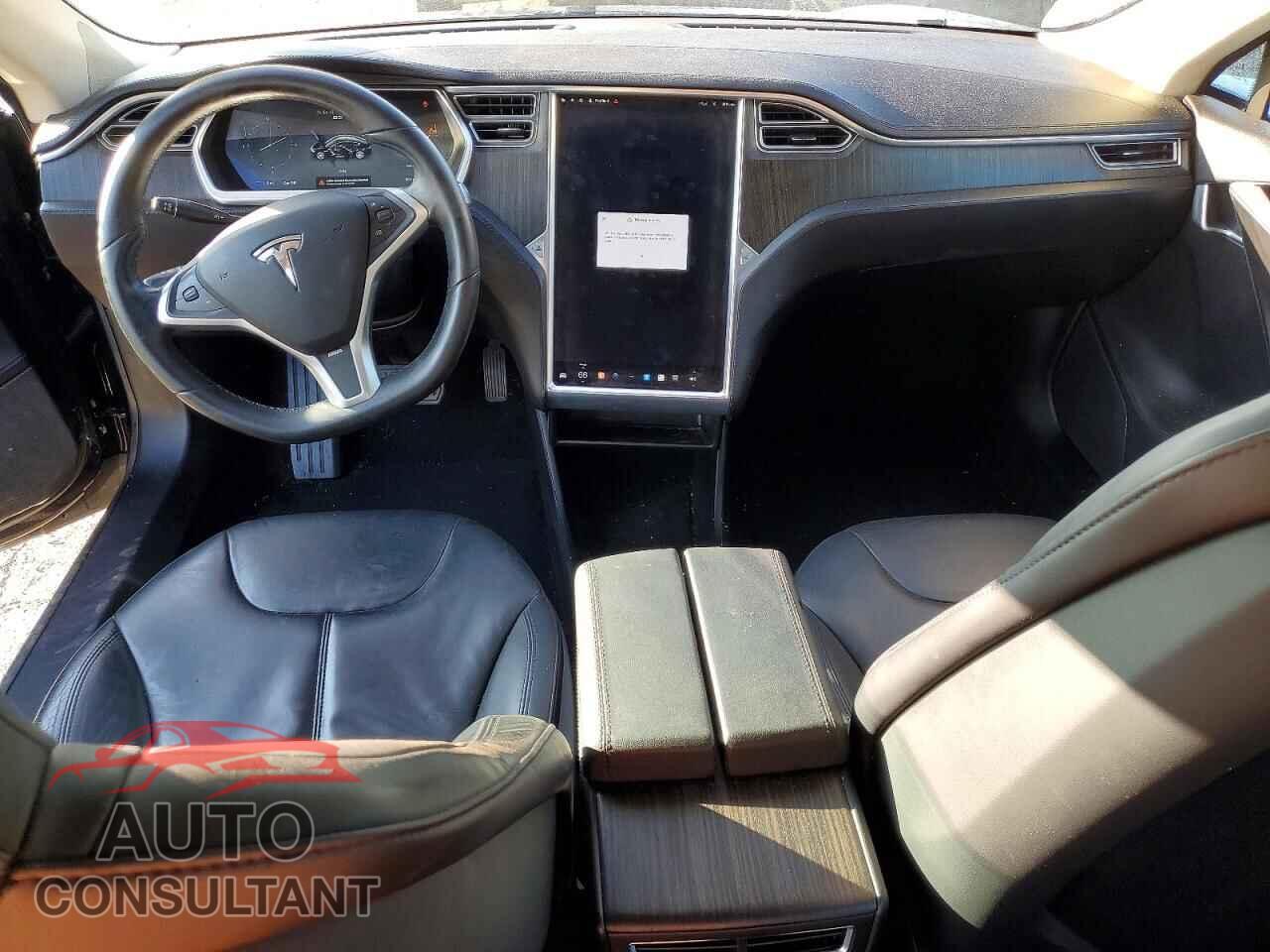 TESLA MODEL S 2013 - 5YJSA1DN8DFP21126