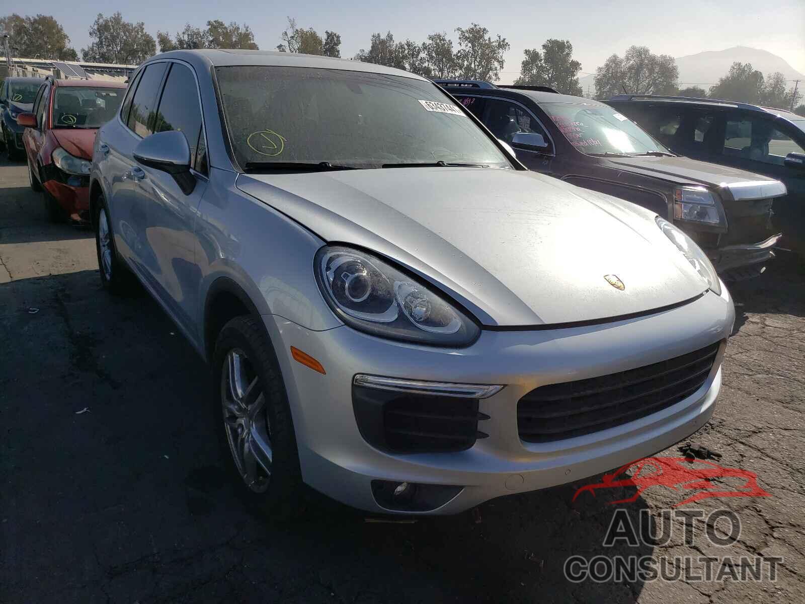 PORSCHE CAYENNE 2016 - WP1AA2A28GKA12620