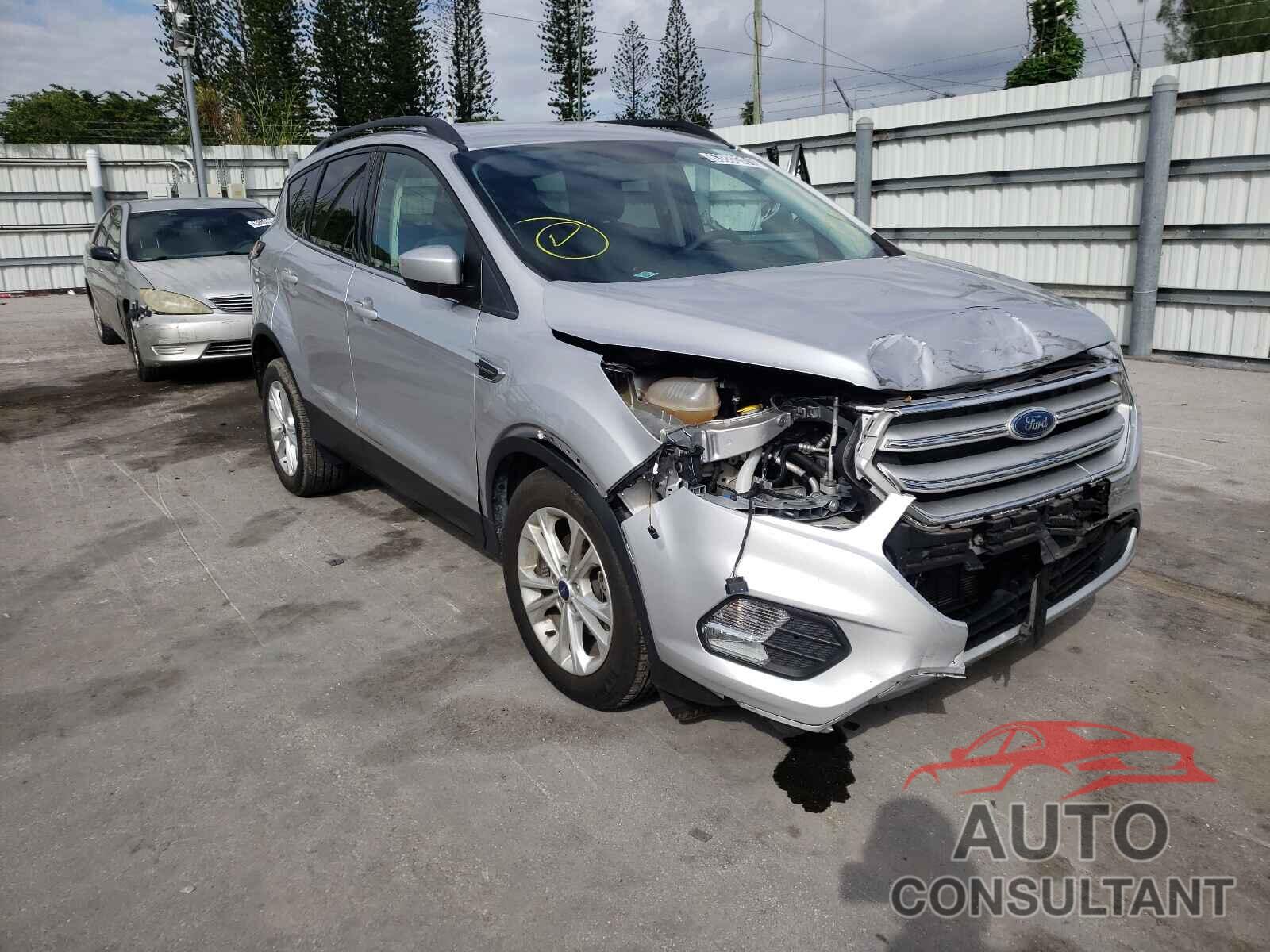 FORD ESCAPE 2018 - 1FMCU0GD2JUB04604