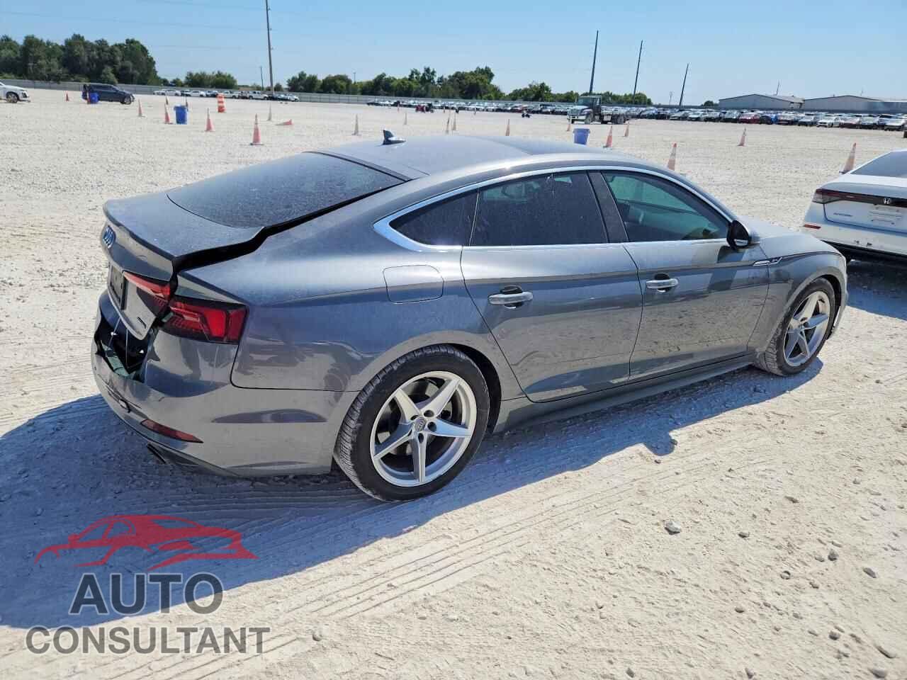 AUDI A5 2019 - WAUDNCF56KA100525