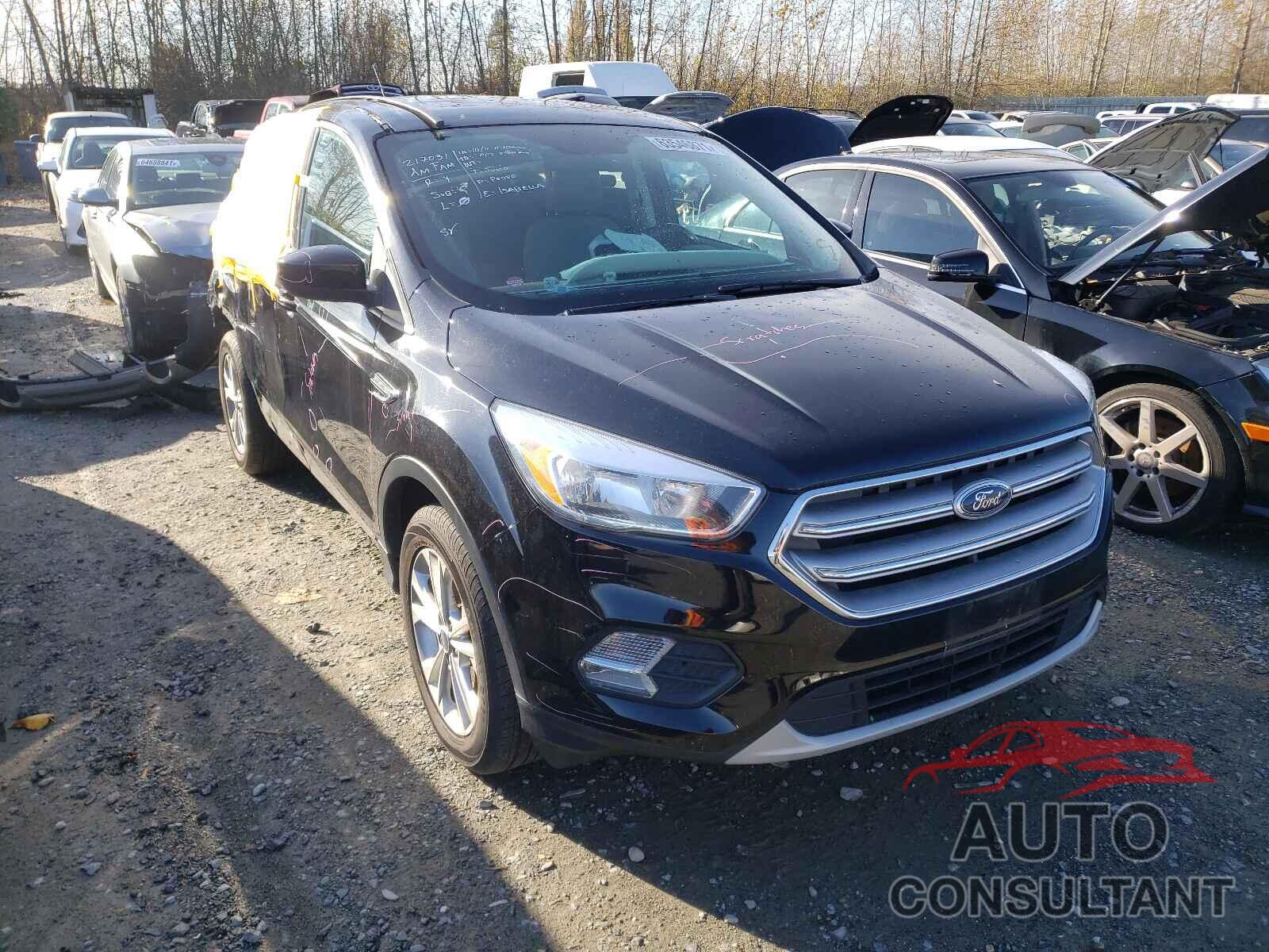 FORD ESCAPE 2017 - 1FMCU9GD8HUD66223