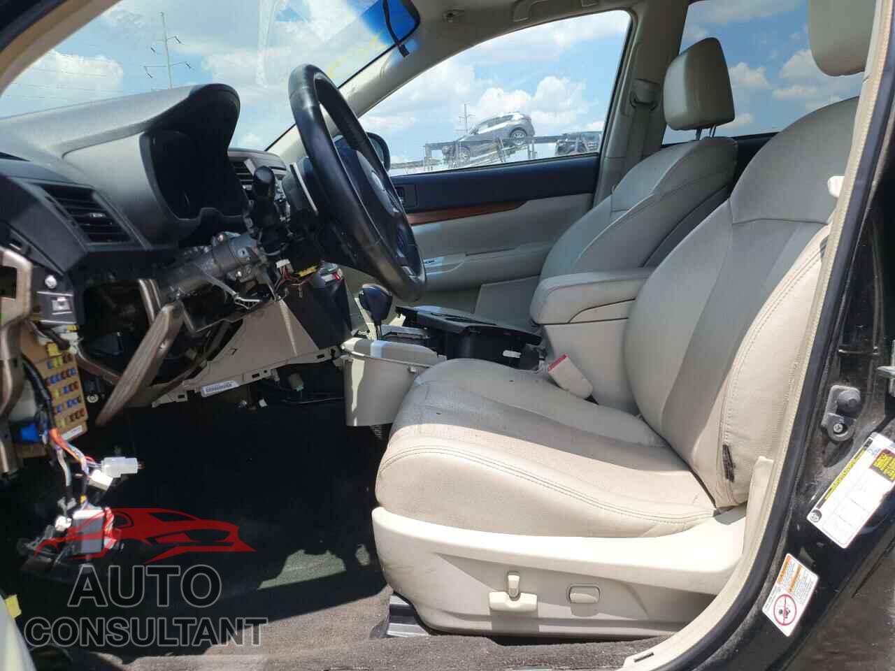 SUBARU OUTBACK 2014 - 4S4BRBLC8E3255867