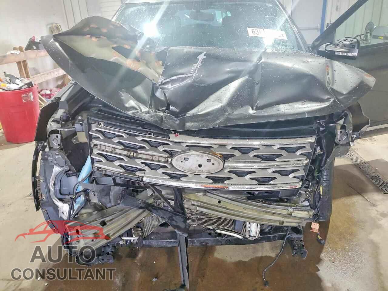 FORD EXPLORER 2018 - 1FM5K7D8XJGB96932