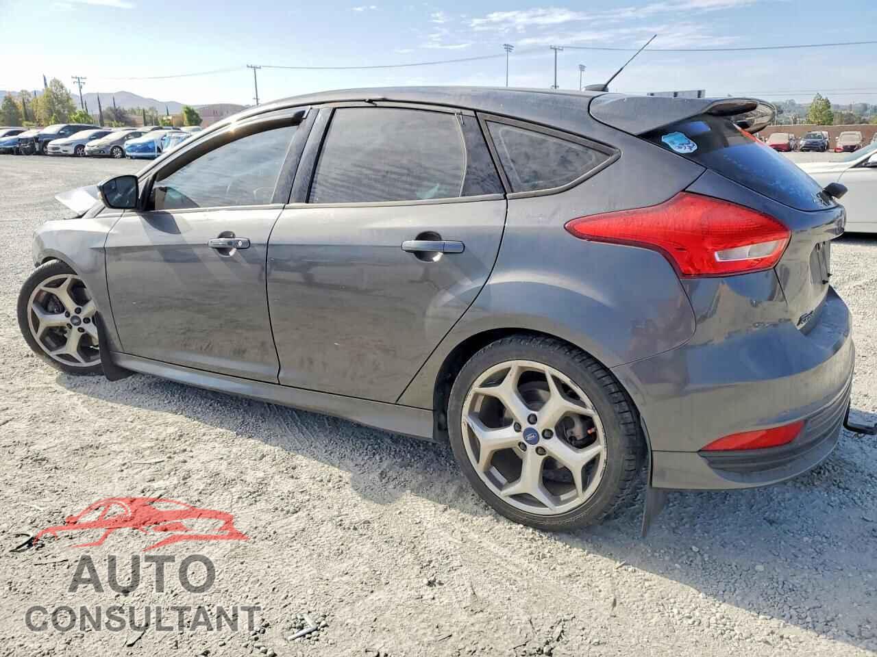 FORD FOCUS 2015 - 1FADP3L93FL375242