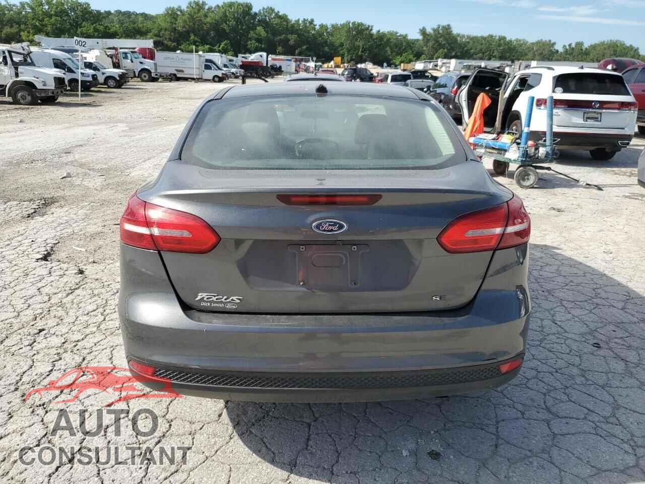 FORD FOCUS 2017 - 1FADP3F28HL244258