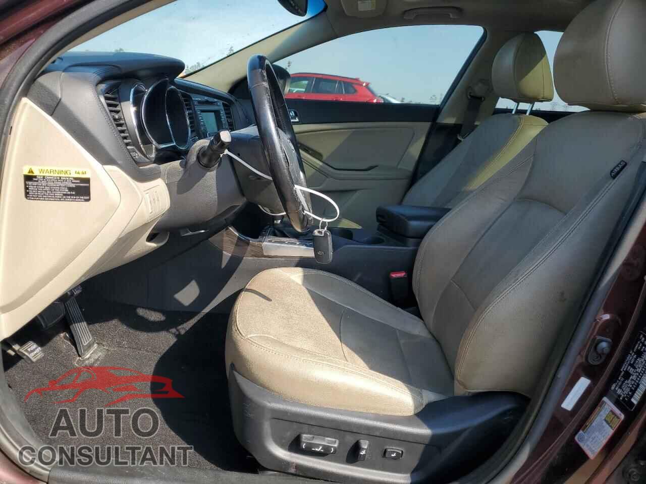 KIA OPTIMA 2012 - 5XXGN4A68CG077230
