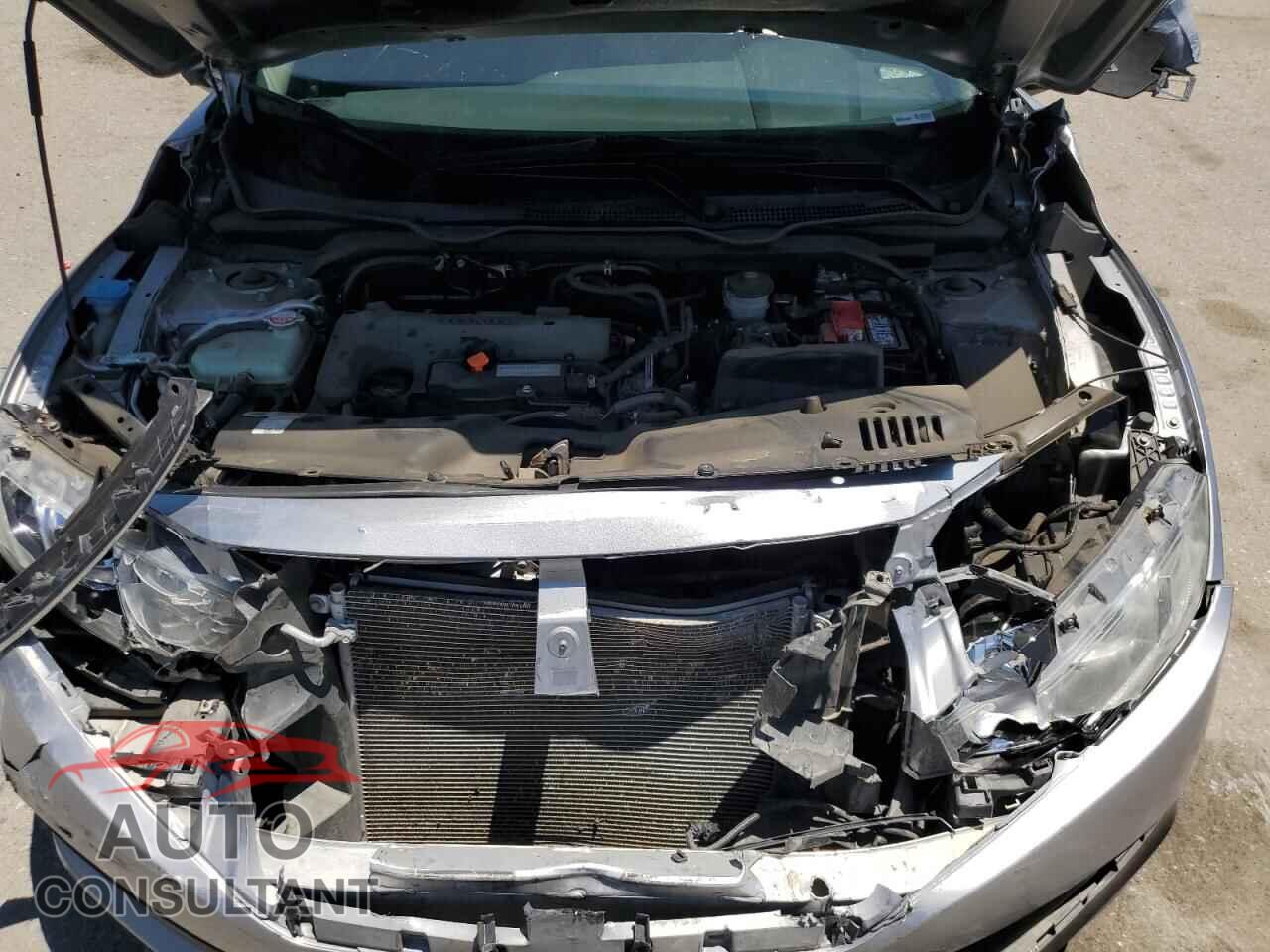 HONDA CIVIC 2018 - 19XFC2F54JE019160