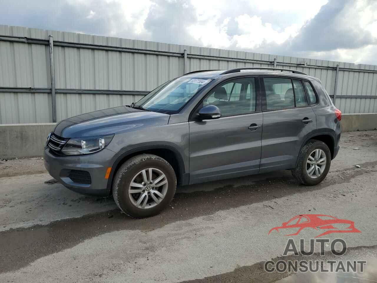 VOLKSWAGEN TIGUAN 2016 - WVGAV7AX3GW004136