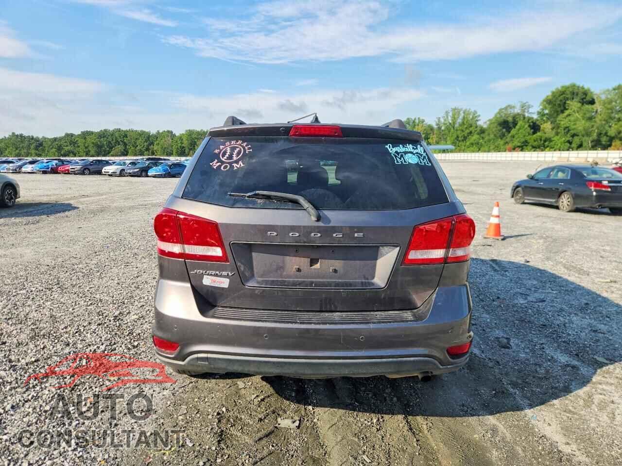 DODGE JOURNEY 2015 - 3C4PDCBB2FT686525