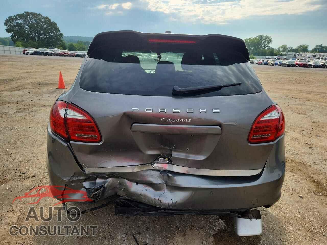 PORSCHE CAYENNE 2012 - WP1AA2A22CLA10804